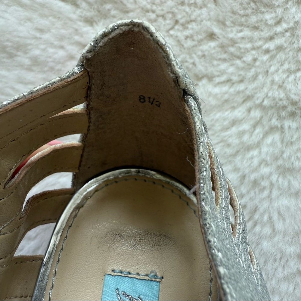 Betsey Johnson women glitter silver shoes size 8.5 US - Picture 4 of 6